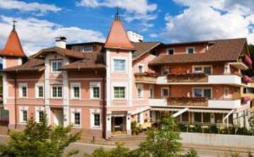 Hotel Blitzburg Brunico